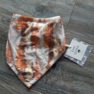 NWT Kate Quinn bib